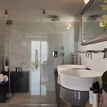Vila Golden July Luxury