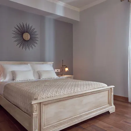 Golden July Luxury Villa *
